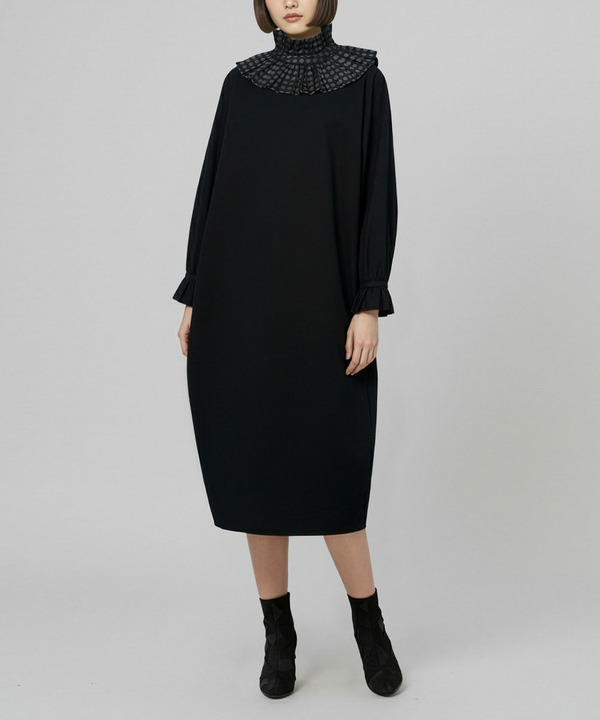 RUFFLE COLLAR DRESS 詳細画像 GRAY 7